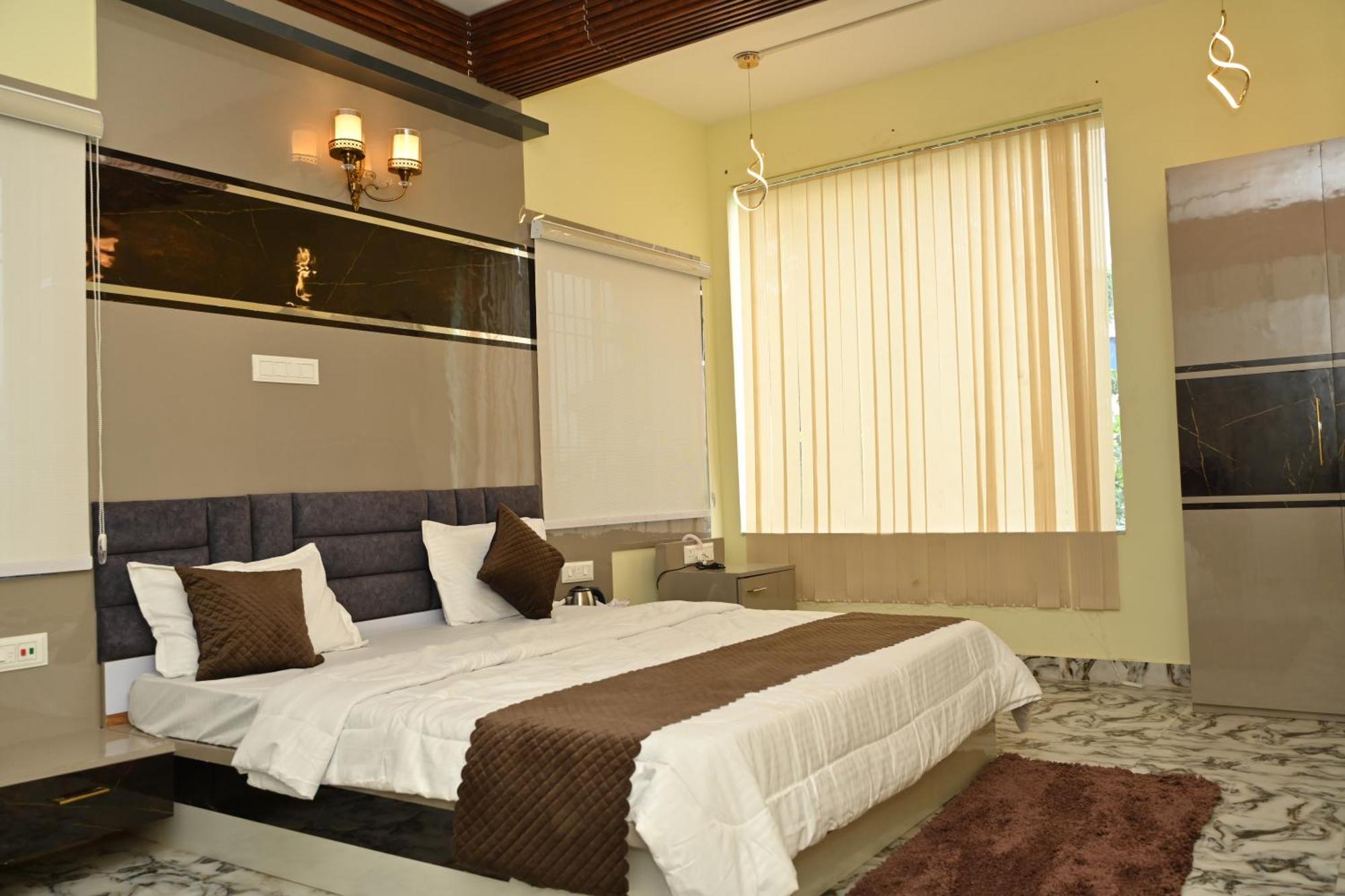 The Vintage Plaza Otel Baripada Dış mekan fotoğraf