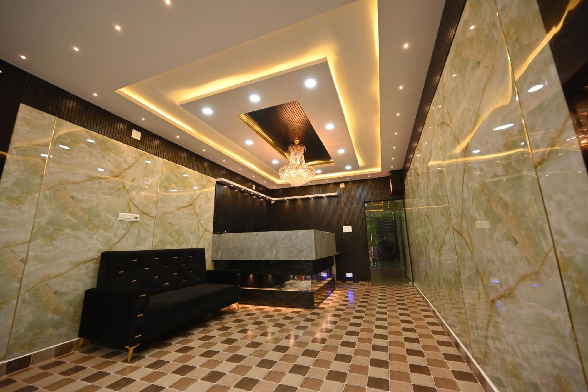 The Vintage Plaza Otel Baripada Dış mekan fotoğraf